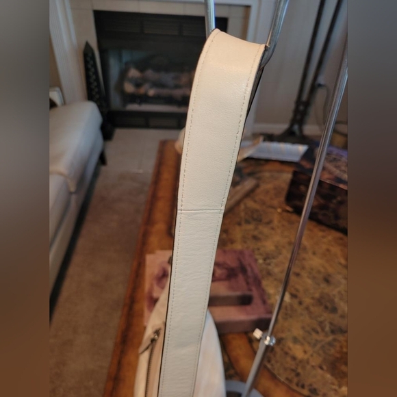 Coach Zebra striped tan..leather and canvas..EUC - Picture 5 of 10